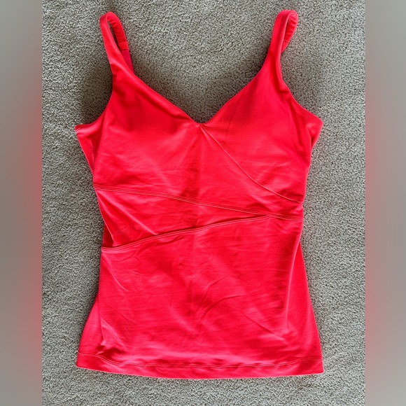 Under Armour tank top - Picture 1 of 3